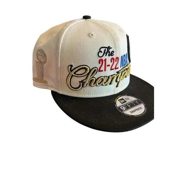 Golden State Warriors New Era 2022 NBA Champions Locker Room Snapback Hat Cap - Picture 2 of 9